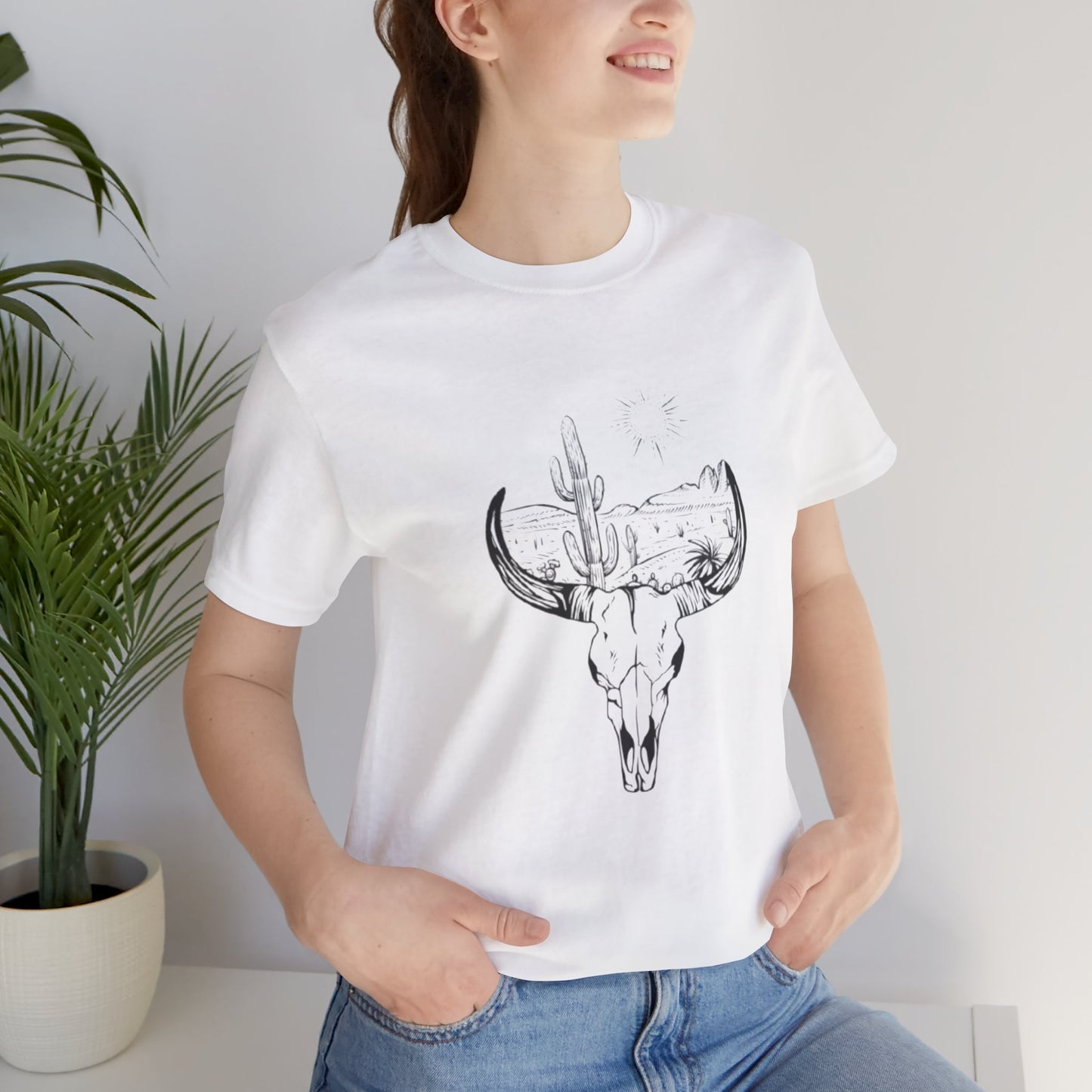 Cow Skull Shirt Women Bull Shirt Wild West Graphic Tee Cowgirl Shirt Vintage Bull Skull Shirt Country Shirt Western Clothing Woman Gift